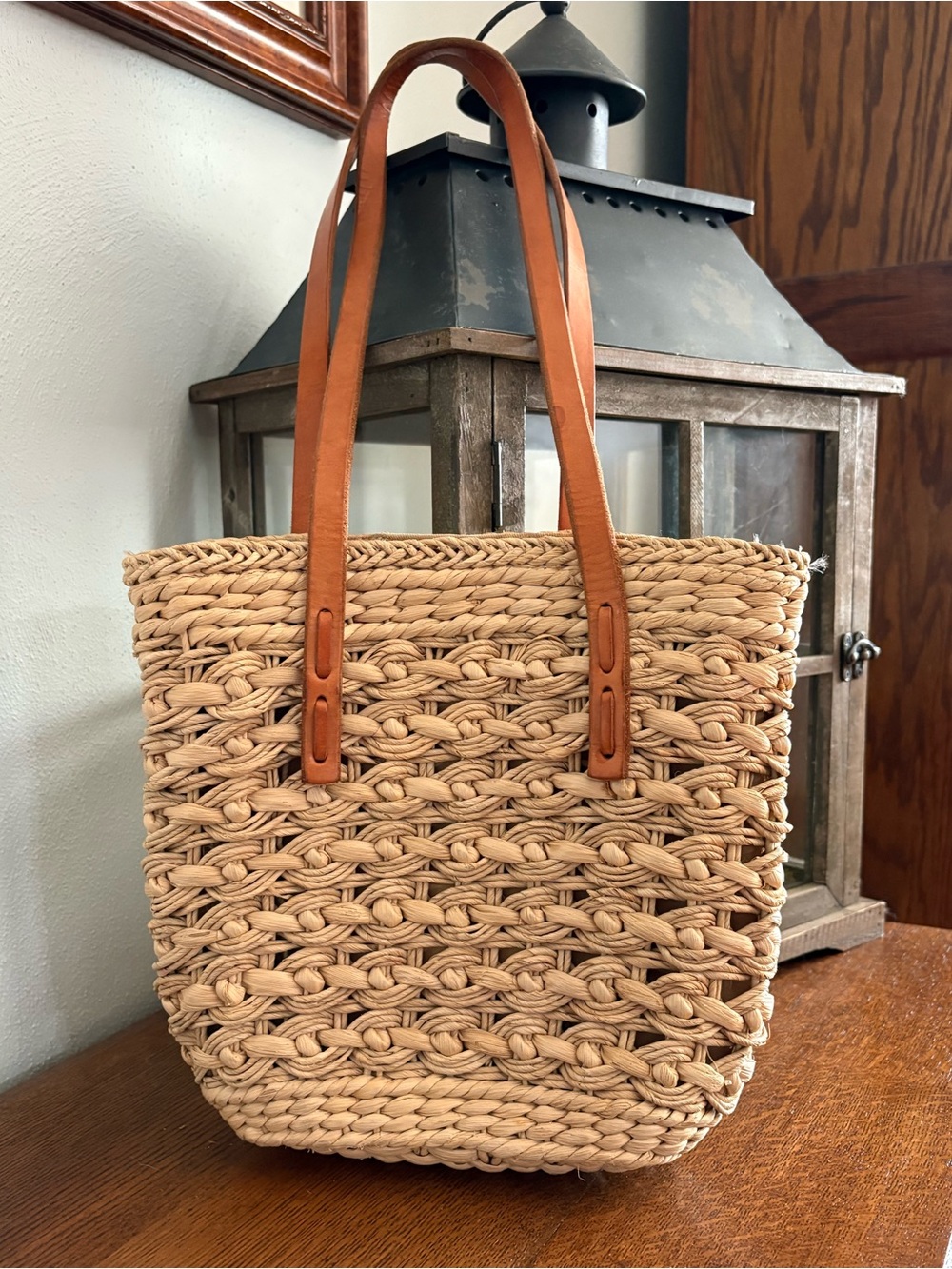 Vintage Tommy Bahama woven handbag